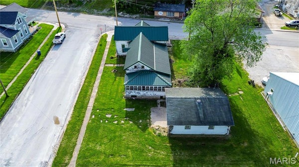 212 FRANKLIN ST, HARDIN, IL 62047 - Image 66650caa96d29d64e7120a88f5d88315/327500794