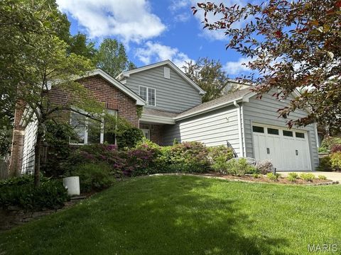 9844 Oak Haven Avenue St Louis MO 63119