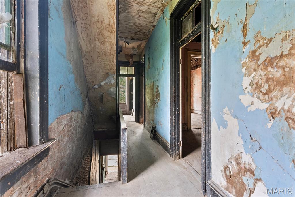 Labraures Add - Residential