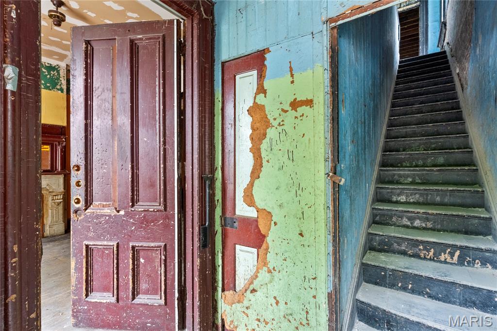 Labraures Add - Residential