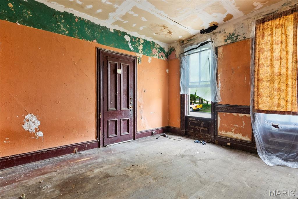 Labraures Add - Residential