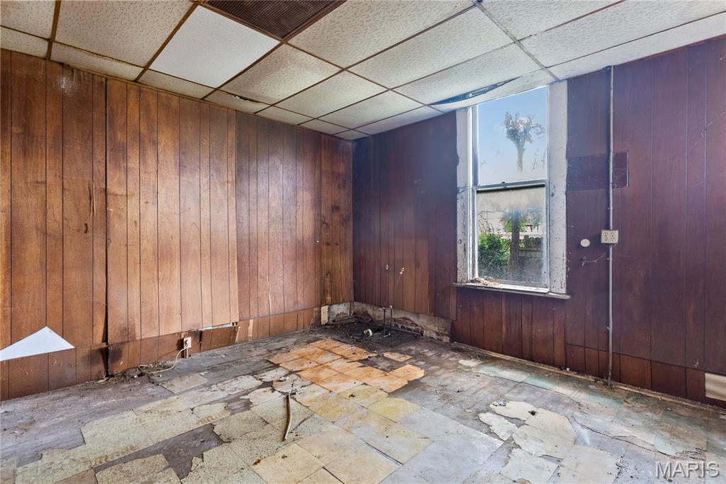 Labraures Add - Residential