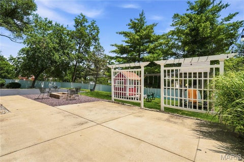 Tiny photo for 303 Fox Briar Lane, Ballwin, MO 63021 (MLS # 26040976)