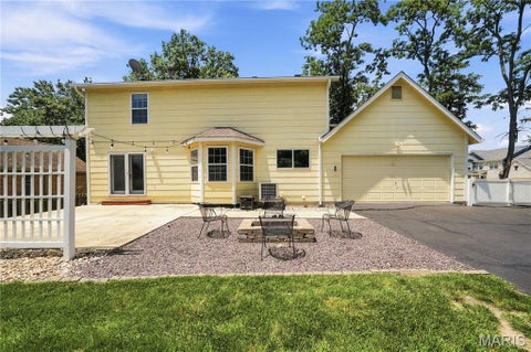 Tiny photo for 303 Fox Briar Lane, Ballwin, MO 63021 (MLS # 26040976)