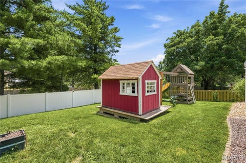 Tiny photo for 303 Fox Briar Lane, Ballwin, MO 63021 (MLS # 26040976)