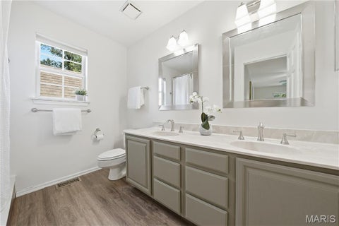 Tiny photo for 303 Fox Briar Lane, Ballwin, MO 63021 (MLS # 26040976)