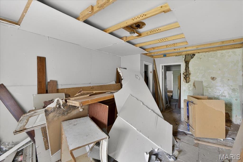 Hunts Add - Residential Income