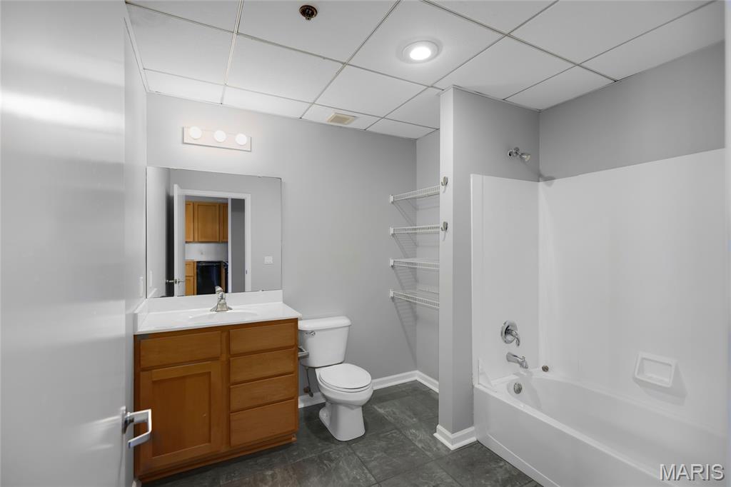 Annex Lofts Condo - Residential