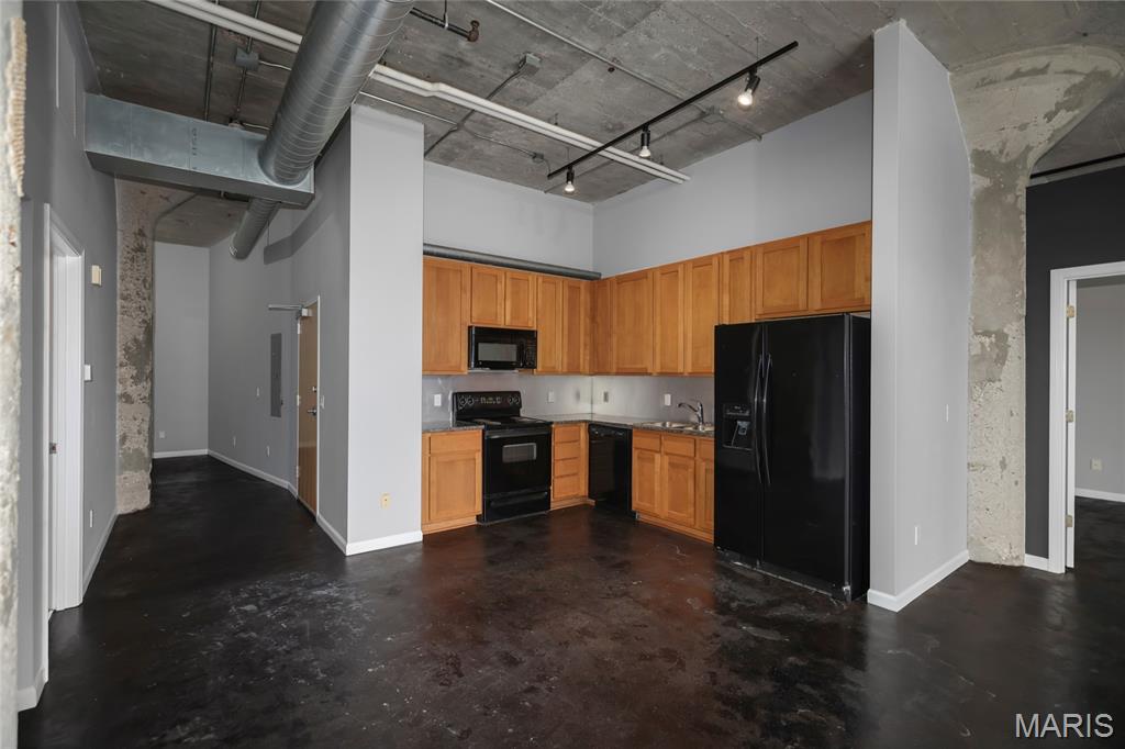 Annex Lofts Condo - Residential