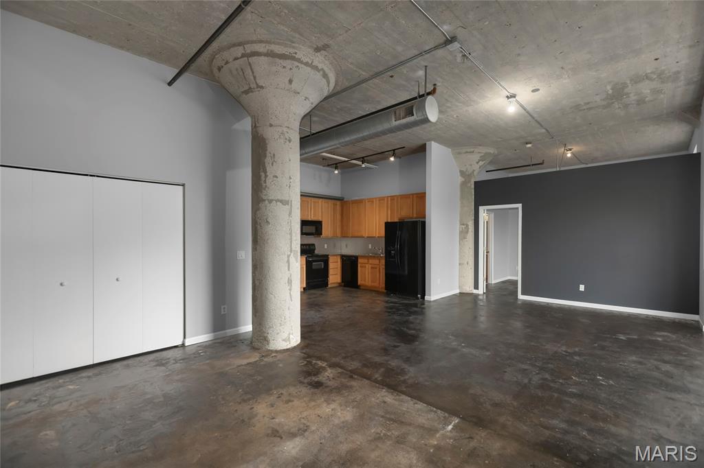Annex Lofts Condo - Residential
