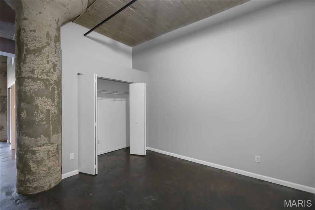 Annex Lofts Condo - Residential