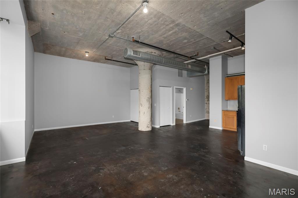 Annex Lofts Condo - Residential