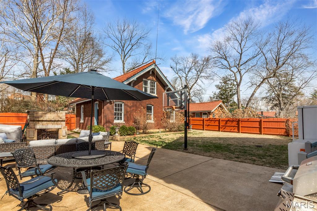 Ames Place - Residential