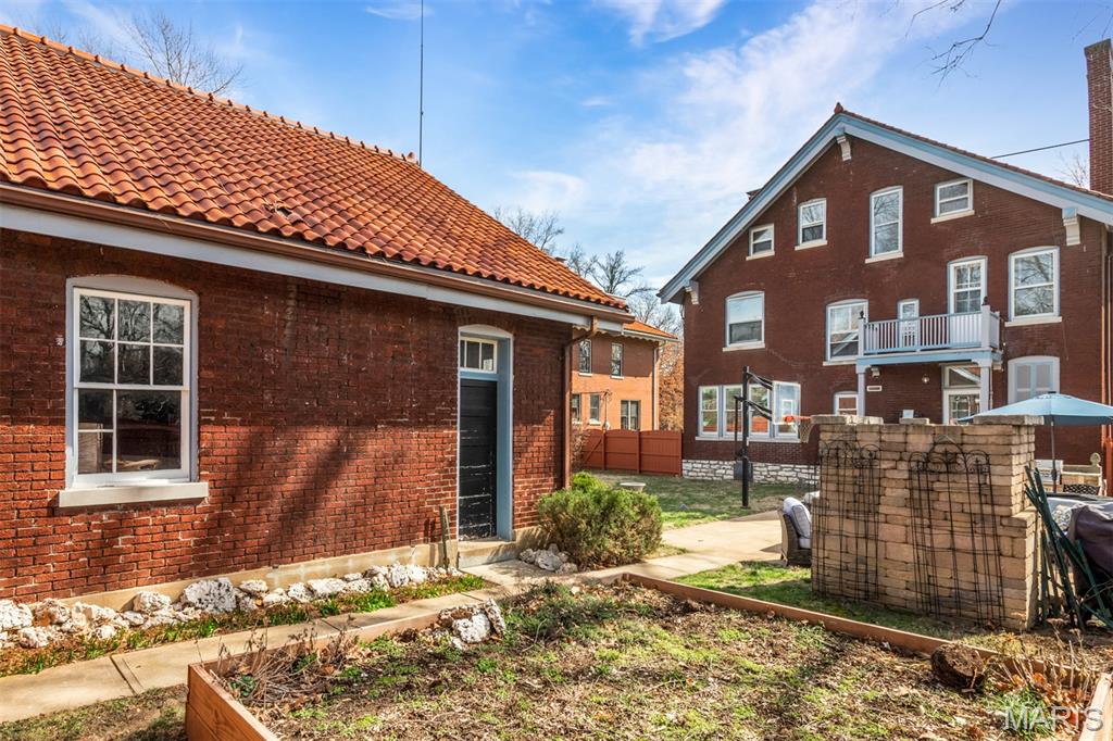 Ames Place - Residential