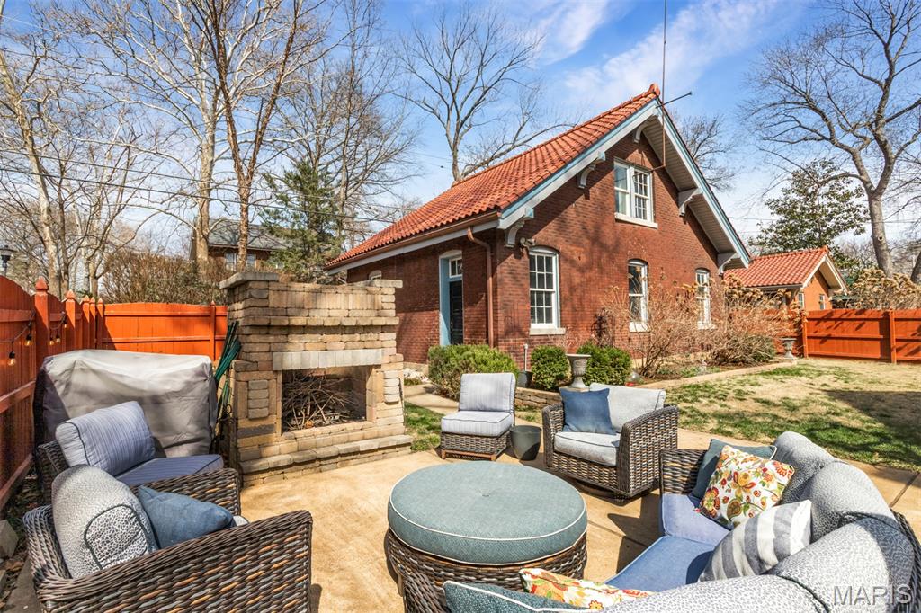 Ames Place - Residential