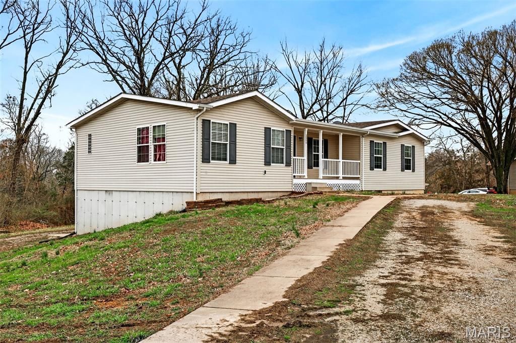 Photo of 3686 State Road Z, Hillsboro, MO 63050 (MLS # 26013589)