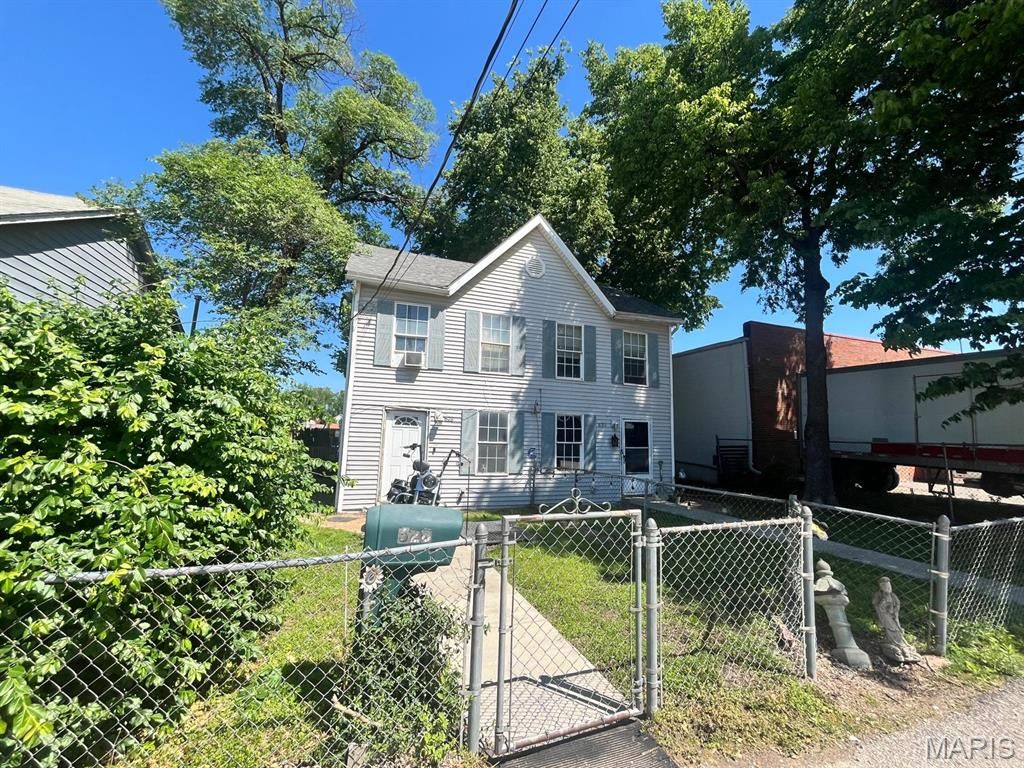 Photo of 628 Marshall Road, Valley Park, MO 63088 (MLS # 26026812)