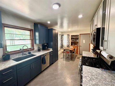 Tiny photo for 220 E Rogers Street, Monroe City, MO 63456 (MLS # 26018997)