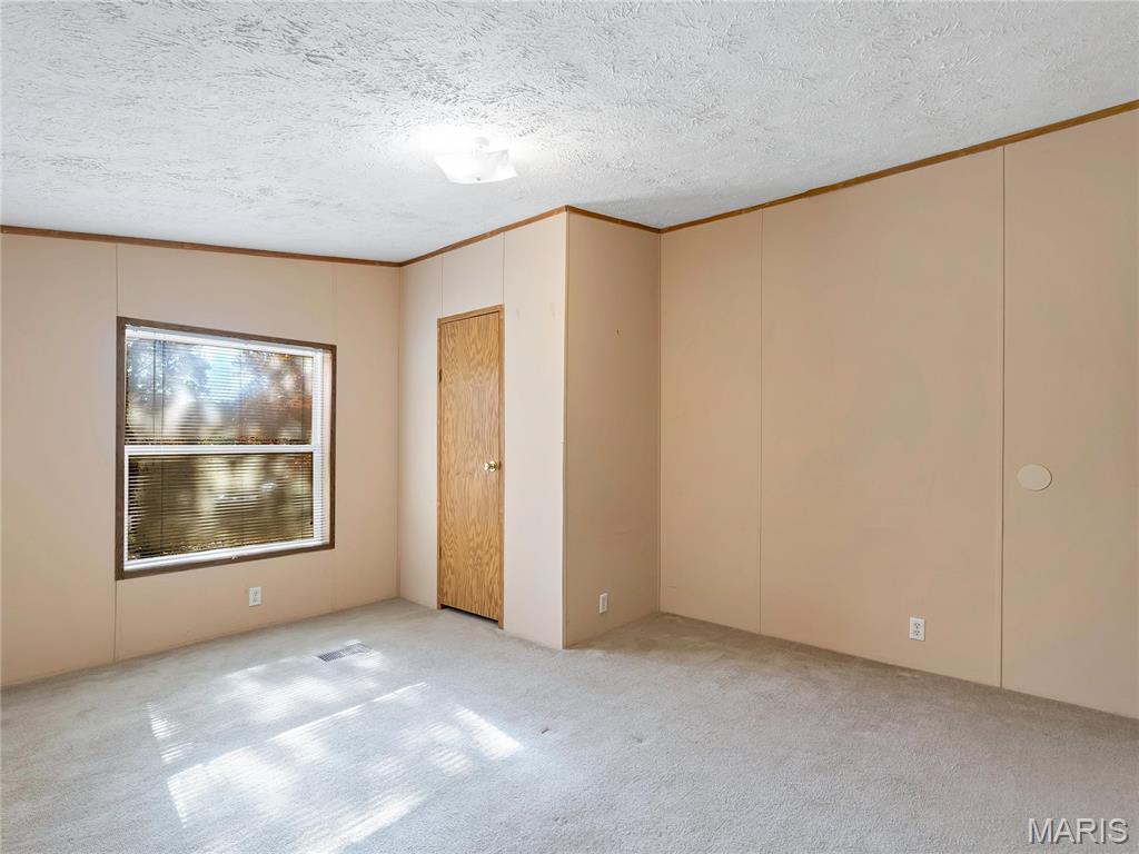 Woodland Lakes - Residential