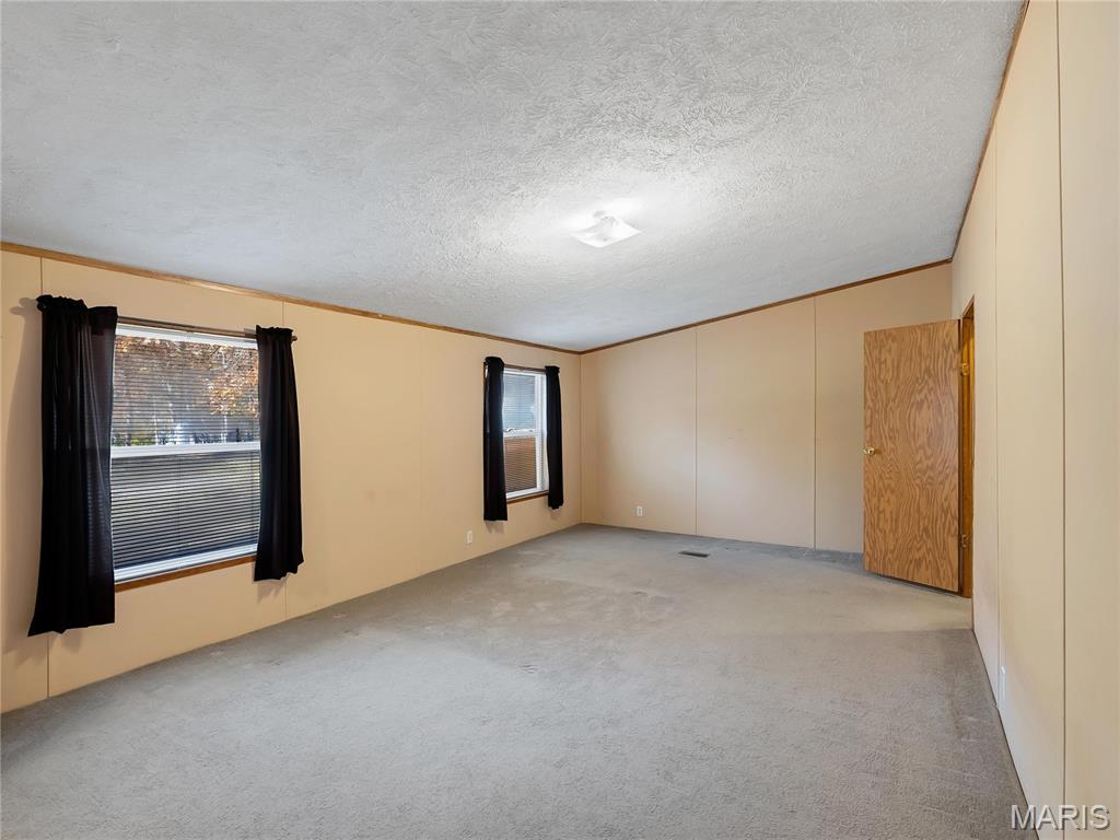 Woodland Lakes - Residential