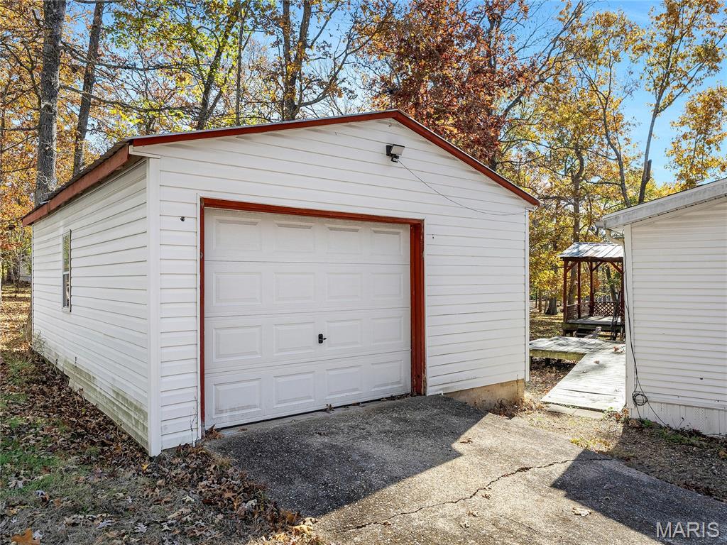 Woodland Lakes - Residential