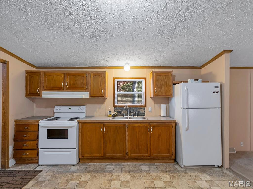 Woodland Lakes - Residential