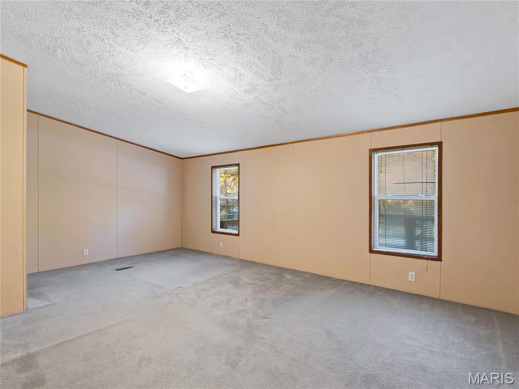 Woodland Lakes - Residential