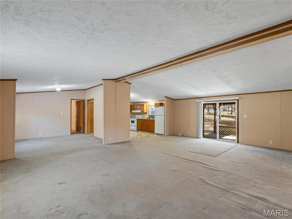 Woodland Lakes - Residential