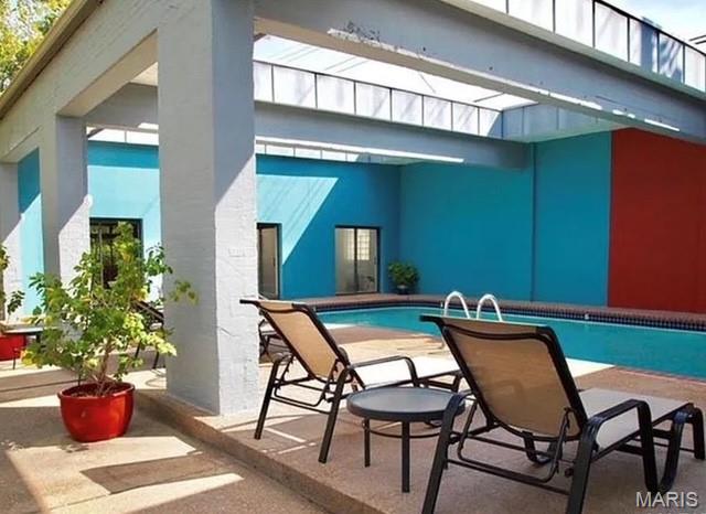 Dorris Loft Condos - Residential