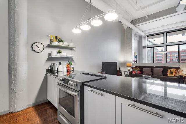 Dorris Loft Condos - Residential