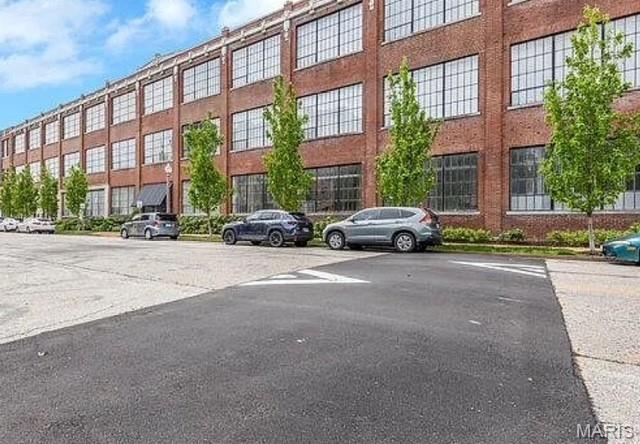 Dorris Loft Condos - Residential