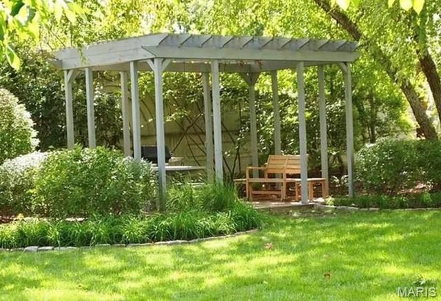 Dorris Loft Condos - Residential