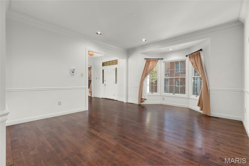 319 Carlyle Lake Drive