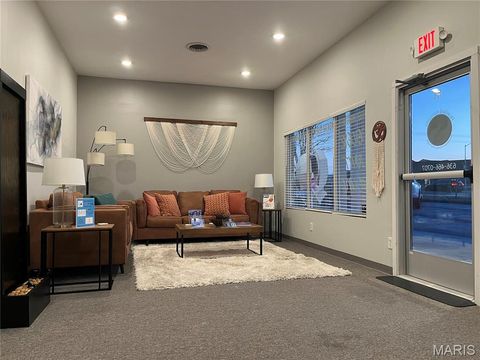 Tiny photo for 950 Corporate Parkway #106, Wentzville, MO 63385 (MLS # 26007067)