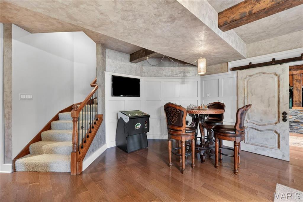 Chesterfield, Missouri, 63005, United States, 4 Bedrooms Bedrooms, ,7 BathroomsBathrooms,Residential,Active,2051969
