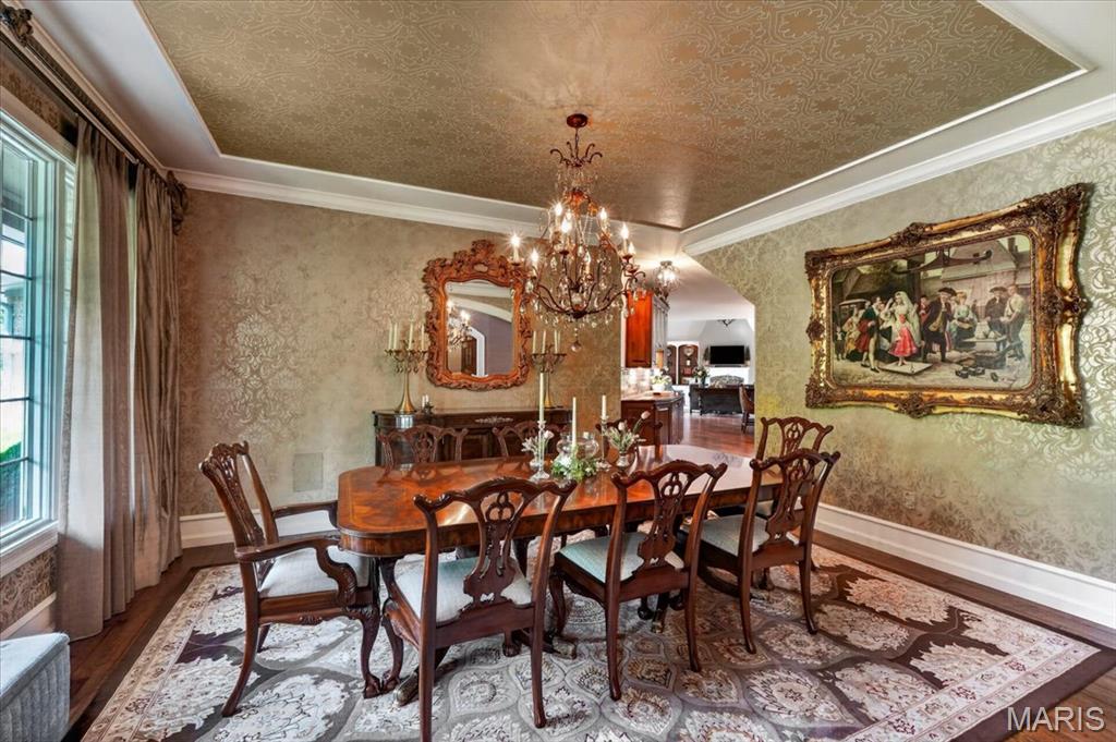 Chesterfield, Missouri, 63005, United States, 4 Bedrooms Bedrooms, ,7 BathroomsBathrooms,Residential,Active,2051969