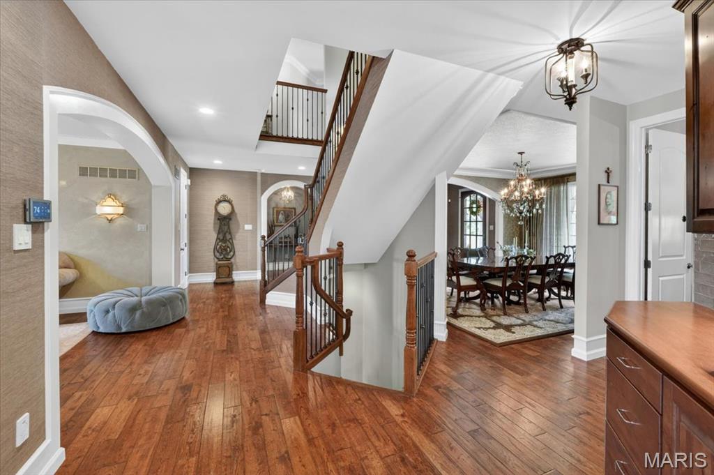 Chesterfield, Missouri, 63005, United States, 4 Bedrooms Bedrooms, ,7 BathroomsBathrooms,Residential,Active,2051969