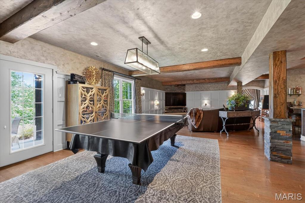 Chesterfield, Missouri, 63005, United States, 4 Bedrooms Bedrooms, ,7 BathroomsBathrooms,Residential,Active,2051969
