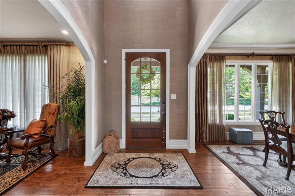 Chesterfield, Missouri, 63005, United States, 4 Bedrooms Bedrooms, ,7 BathroomsBathrooms,Residential,Active,2051969