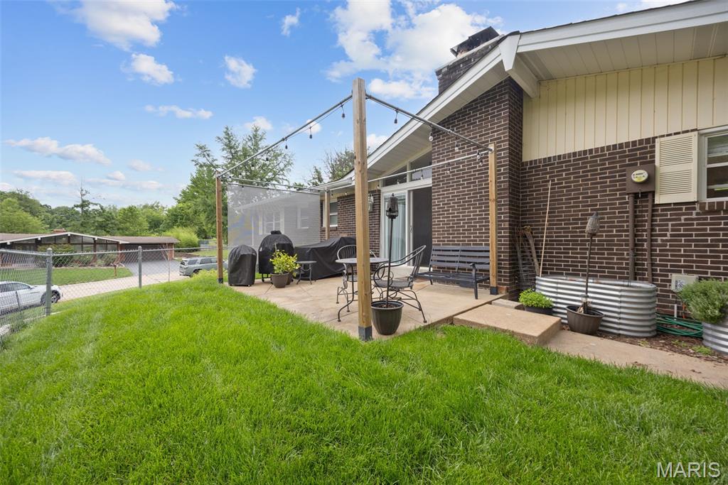 Four Seasons Sec #3 - Residential