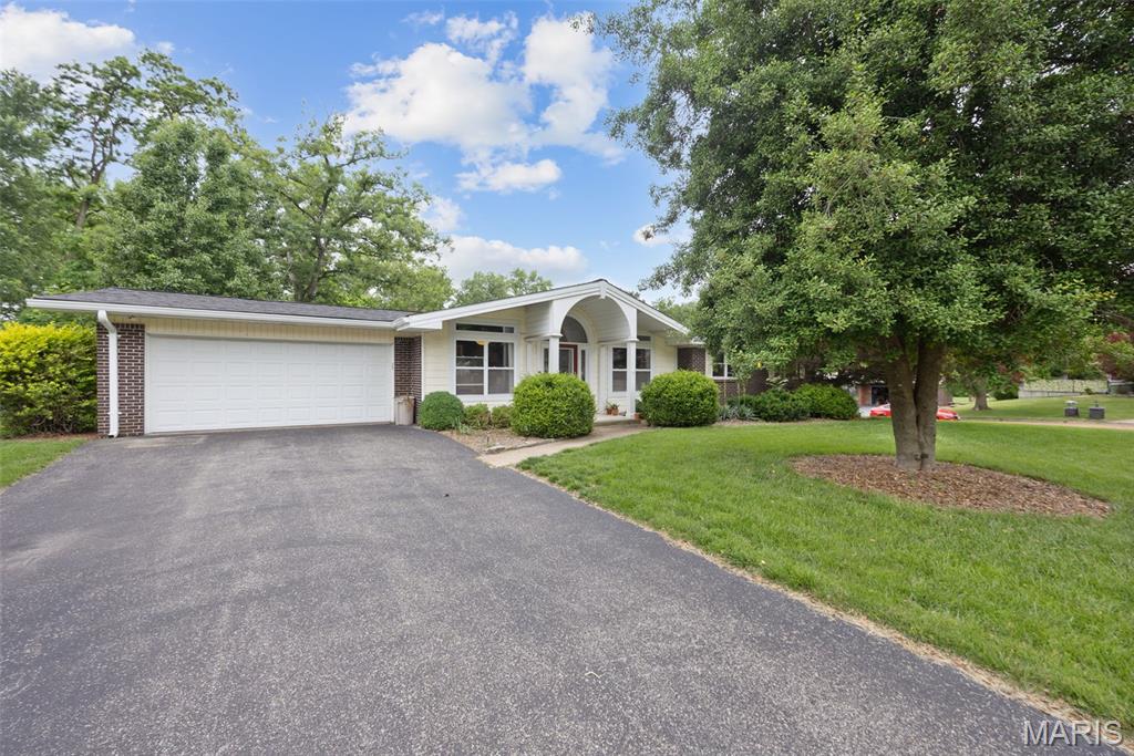Four Seasons Sec #3 - Residential