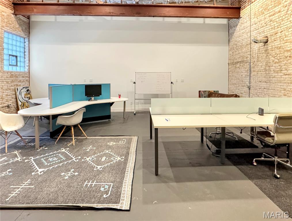 Downtown - Commercial Lease