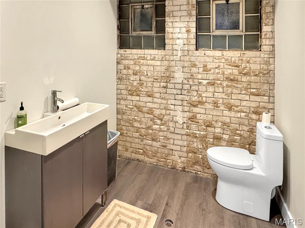 Downtown - Commercial Lease