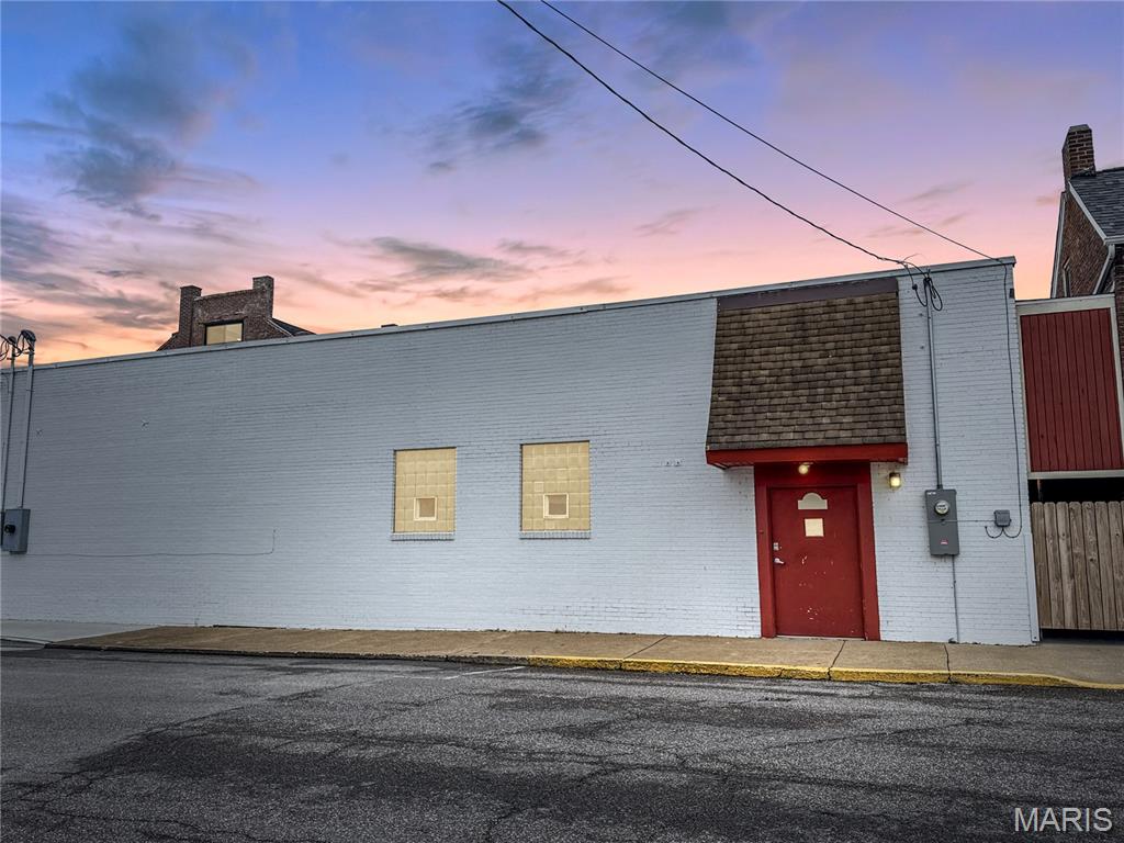 Downtown - Commercial Lease