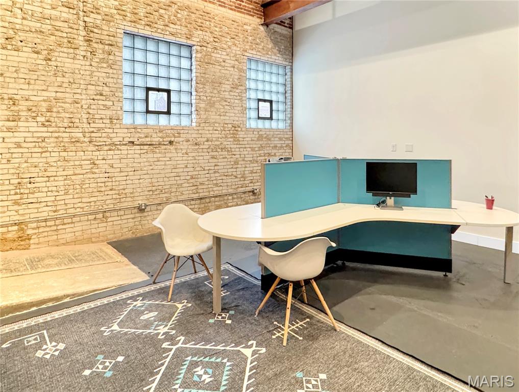 Downtown - Commercial Lease