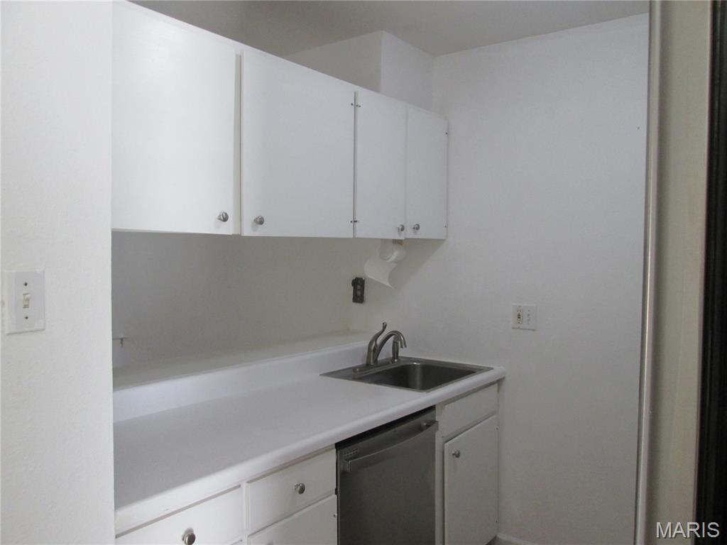 Braeshire Condo - Residential