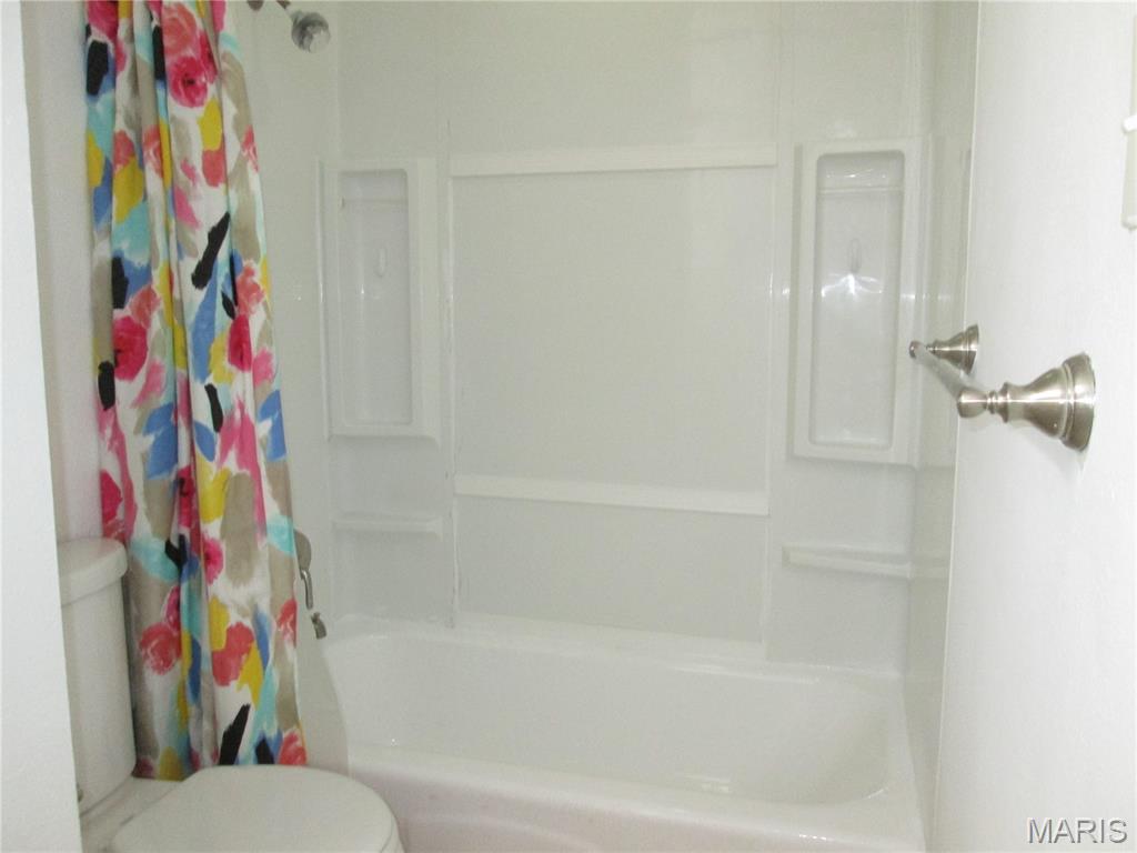 Braeshire Condo - Residential