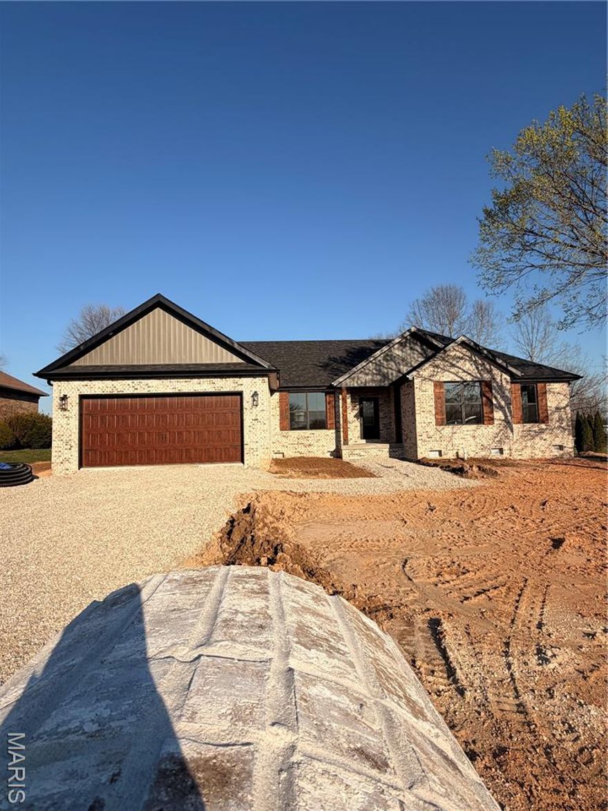 Be the first to own this stunning 4-bedroom, 2-bathroom NEW CONSTRUCTION HOME, perfectly situated inside city limits on the desirable south side of town. Designed with modern living in mind, this home features an open-concept floor plan that seamlessly connects the kitchen, dining, and living areas—ideal for entertaining and everyday comfort.
The split-bedroom layout offers privacy for the primary suite, which includes a spacious ensuite bathroom and walk-in closet. Quality finishes and attention to detail will shine throughout, from custom cabinetry to stylish fixtures.
Located in a great subdivision close to schools, shopping, and dining, this home offers all the benefits of in-town living with a peaceful neighborhood vibe. Don’t miss this opportunity on owning this beautiful home!