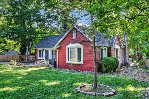 Tiny photo for 210 Cheney Lane, Webster Groves, MO 63119 (MLS # 26053900)