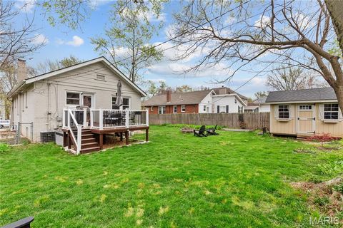 Tiny photo for 1027 Curran Avenue, Kirkwood, MO 63122 (MLS # 26023456)